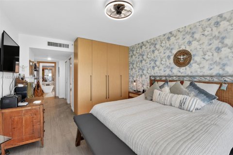 Condo in Sunny Isles Beach, Florida, 3 bedrooms  № 1799293 - photo 12