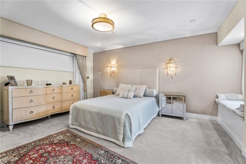 Купить виллу или дом в Норт-Майами, Флорида 4 спальни, 249.63м2, № 2049727 - фото 10