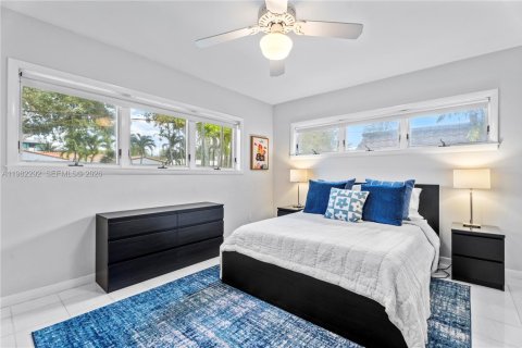 Купить виллу или дом в Норт-Майами, Флорида 4 спальни, 249.63м2, № 2049727 - фото 14