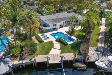 Купить виллу или дом в Норт-Майами, Флорида 4 спальни, 249.63м2, № 2049727 - фото 28