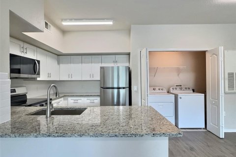 Condominio en venta en Sarasota, Florida, 1 dormitorio, 70.51 m2 № 1744808 - foto 5