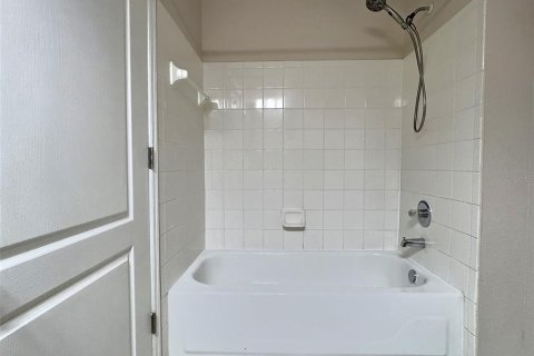 Condominio en venta en Sarasota, Florida, 1 dormitorio, 70.51 m2 № 1744808 - foto 13