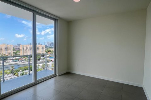Apartment in Miami, Florida 3 bedrooms, 128.76 sq.m. № 1897696 - photo 16