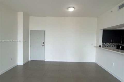 Apartment in Miami, Florida 3 bedrooms, 128.76 sq.m. № 1897696 - photo 2