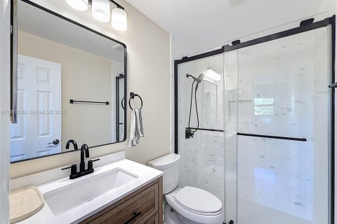 Adosado en alquiler en Wilton Manors, Florida, 2 dormitorios, 120.03 m2 № 2043630 - foto 25