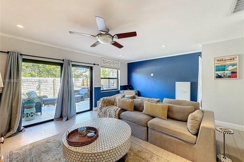 Adosado en Wilton Manors, Florida 2 dormitorios, 120.03 m2 № 2043630
