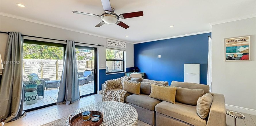Adosado en Wilton Manors, Florida 2 dormitorios, 120.03 m2 № 2043630