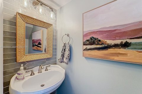 Adosado en alquiler en Wilton Manors, Florida, 2 dormitorios, 120.03 m2 № 2043630 - foto 15