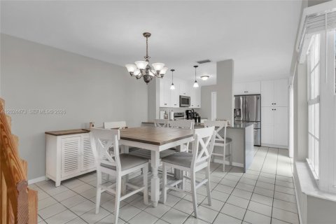 Adosado en venta en Cooper City, Florida, 3 dormitorios, 154.78 m2 № 2183503 - foto 7