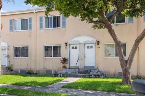 Купить кондоминиум в Майами, Флорида 2 спальни, 86.4м2, № 1998821 - фото 15