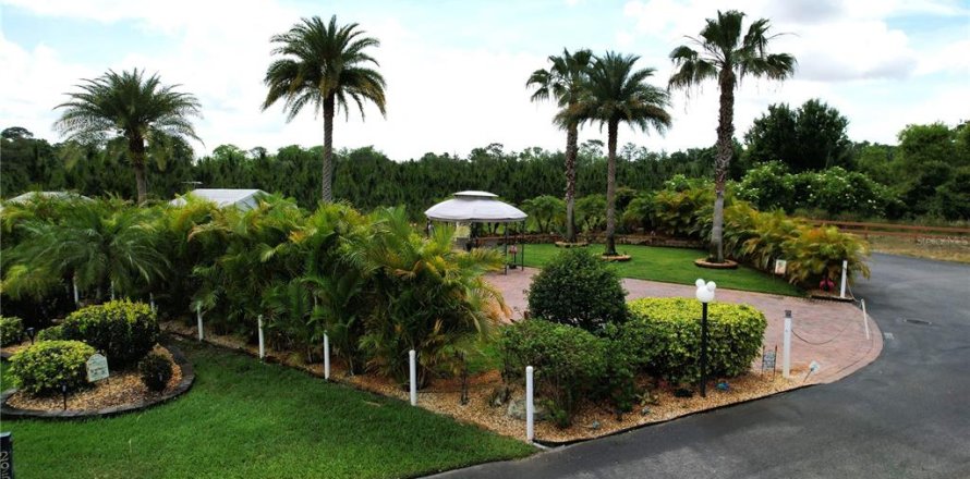 Land in Davenport, Florida № 1829430