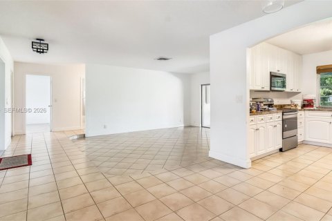 Villa ou maison à vendre à Pembroke Pines, Floride: 3 chambres, 153.75 m2 № 2242210 - photo 19
