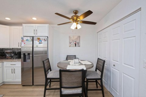 Купить виллу или дом в Делрей-Бич, Флорида 2 спальни, 113.81м2, № 2052692 - фото 11