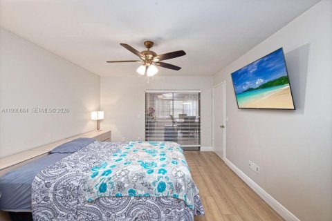 Купить виллу или дом в Делрей-Бич, Флорида 2 спальни, 113.81м2, № 2052692 - фото 16