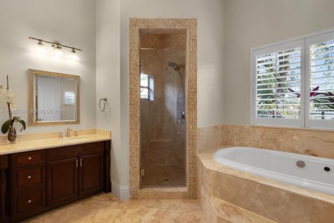 Villa ou maison à vendre à Palmetto Bay, Floride: 5 chambres, 298.12 m2 № 2046529 - photo 25