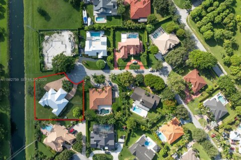 House in Palmetto Bay, Florida 5 bedrooms, 298.12 sq.m. № 2046529 - photo 19