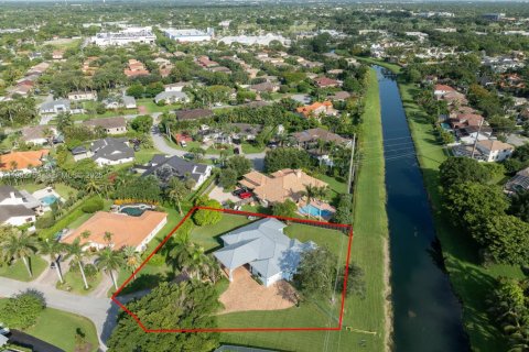 House in Palmetto Bay, Florida 5 bedrooms, 298.12 sq.m. № 2046529 - photo 16