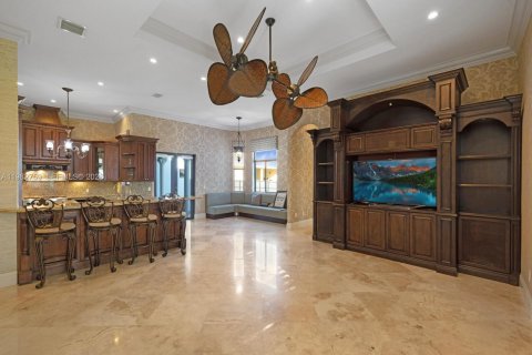 Villa ou maison à vendre à Palmetto Bay, Floride: 5 chambres, 298.12 m2 № 2046529 - photo 20