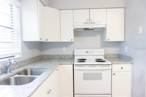 Appartement à louer à Tampa, Floride: 2 chambres, 88.26 m2 № 1276600 - photo 11