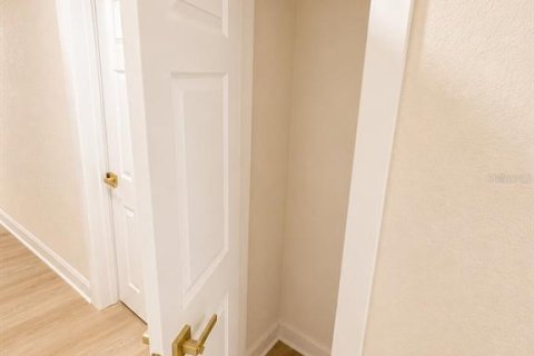 Купить виллу или дом в Тампа, Флорида 8 комнат, 143.63м2, № 2149060 - фото 26