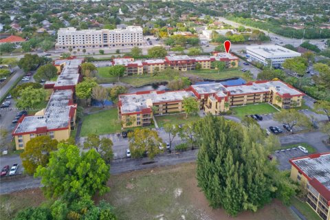 Condo in Miramar, Florida, 2 bedrooms  № 1868465 - photo 26