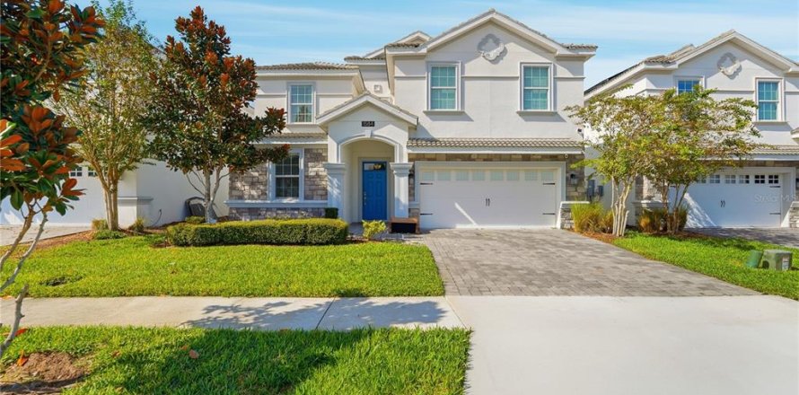 House in Davenport, Florida 8 bedrooms, 363.15 sq.m. № 2203078