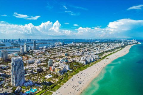 Снять в аренду кондоминиум в Майами-Бич, Флорида 64.94м2, № 1756012 - фото 22