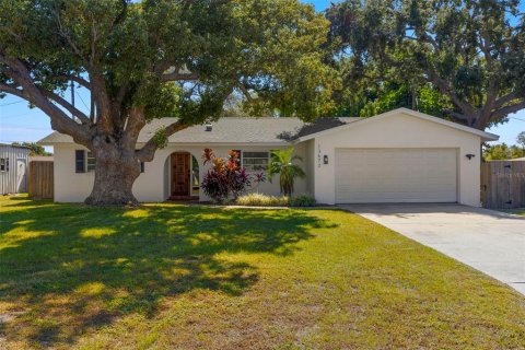 Villa ou maison à Seminole, Floride 4 chambres, 207.08 m2 № 2150292