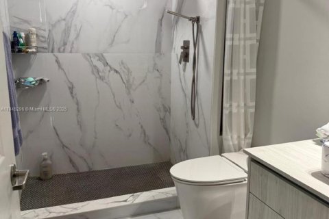 Купить кондоминиум в Майами, Флорида 2 спальни, 98.2м2, № 2089312 - фото 25