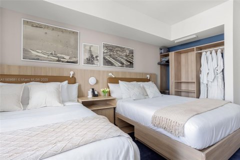 Condo in Miami, Florida, 1 bedroom  № 1871533 - photo 9