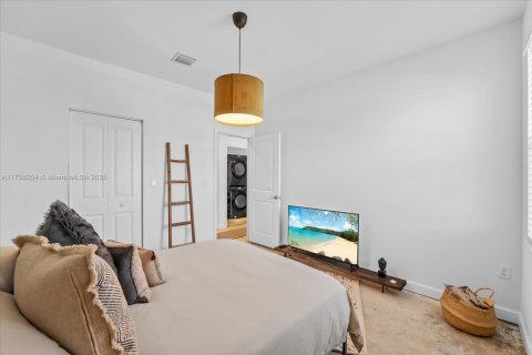 Casa en venta en Homestead, Florida, 3 dormitorios, 198.53 m2 № 2016382 - foto 15