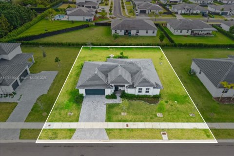 Casa en venta en Homestead, Florida, 3 dormitorios, 198.53 m2 № 2016382 - foto 29