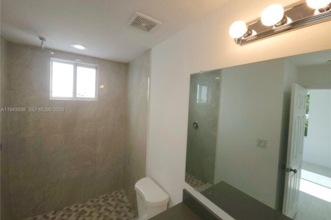 Copropriété à louer à Miami, Floride: 1 chambre № 2000501 - photo 9