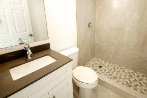 Copropriété à louer à Miami, Floride: 1 chambre № 2000501 - photo 14