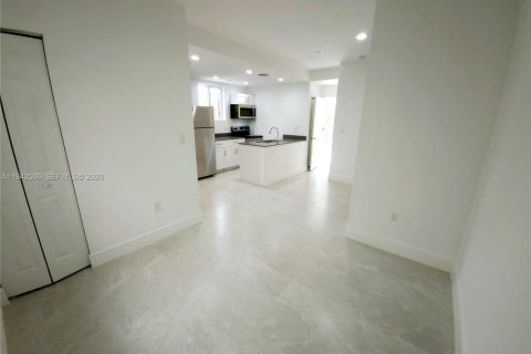 Copropriété à louer à Miami, Floride: 1 chambre № 2000501 - photo 6