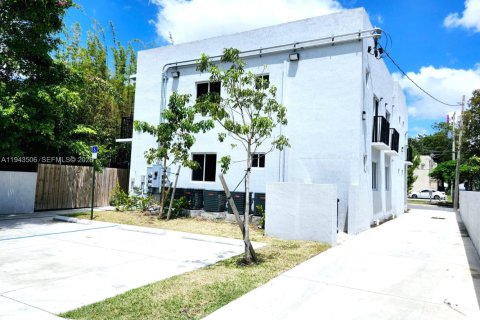 Copropriété à louer à Miami, Floride: 1 chambre № 2000501 - photo 15