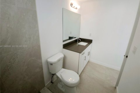 Copropriété à louer à Miami, Floride: 1 chambre № 2000501 - photo 8