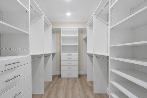 Снять в аренду таунхаус в Джуно-Бич, Флорида 3 спальни, 248.98м2, № 1992542 - фото 22