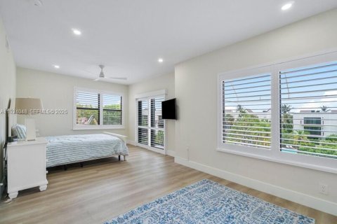 Снять в аренду таунхаус в Джуно-Бич, Флорида 3 спальни, 248.98м2, № 1992542 - фото 26