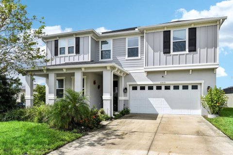 House in Apopka, Florida 5 bedrooms, 320.61 sq.m. № 1765069 - photo 1