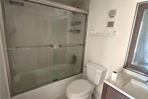 Condominio en alquiler en North Miami Beach, Florida, 1 dormitorio, 66.89 m2 № 2026298 - foto 8