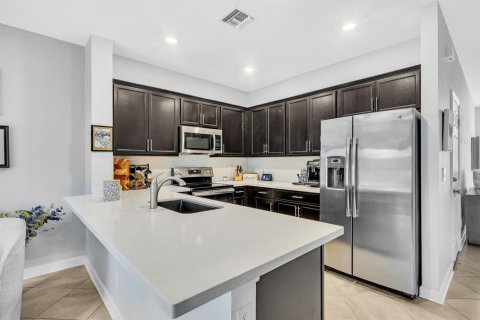 Touwnhouse à louer à Lake Worth, Floride: 2 chambres, 159.61 m2 № 2087583 - photo 8