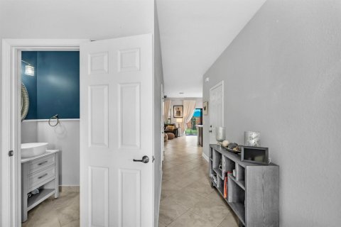 Touwnhouse à louer à Lake Worth, Floride: 2 chambres, 159.61 m2 № 2087583 - photo 6