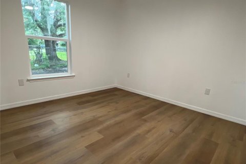 House in Mount Dora, Florida 3 bedrooms, 118.54 sq.m. № 1855842 - photo 7