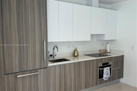 Condominio en alquiler en Miami, Florida, 1 dormitorio, 47.94 m2 № 2089285 - foto 5