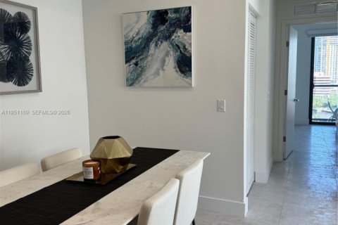 Condominio en alquiler en Miami, Florida, 1 dormitorio, 47.94 m2 № 2089285 - foto 8
