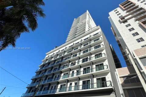 Condominio en alquiler en Miami, Florida, 1 dormitorio, 47.94 m2 № 2089285 - foto 19