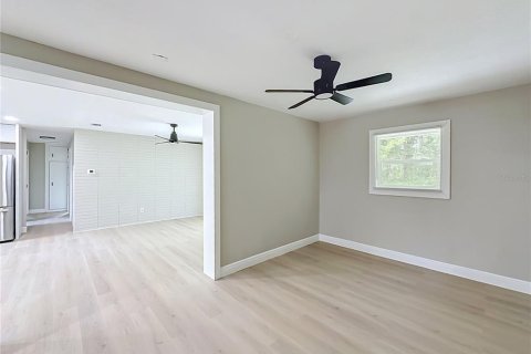 House in Gainesville, Florida 3 bedrooms, 102.56 sq.m. № 2321211 - photo 18