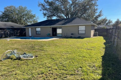 House in Kissimmee, Florida 3 bedrooms, 107.67 sq.m. № 1532588 - photo 23
