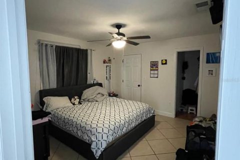 House in Kissimmee, Florida 3 bedrooms, 107.67 sq.m. № 1532588 - photo 13